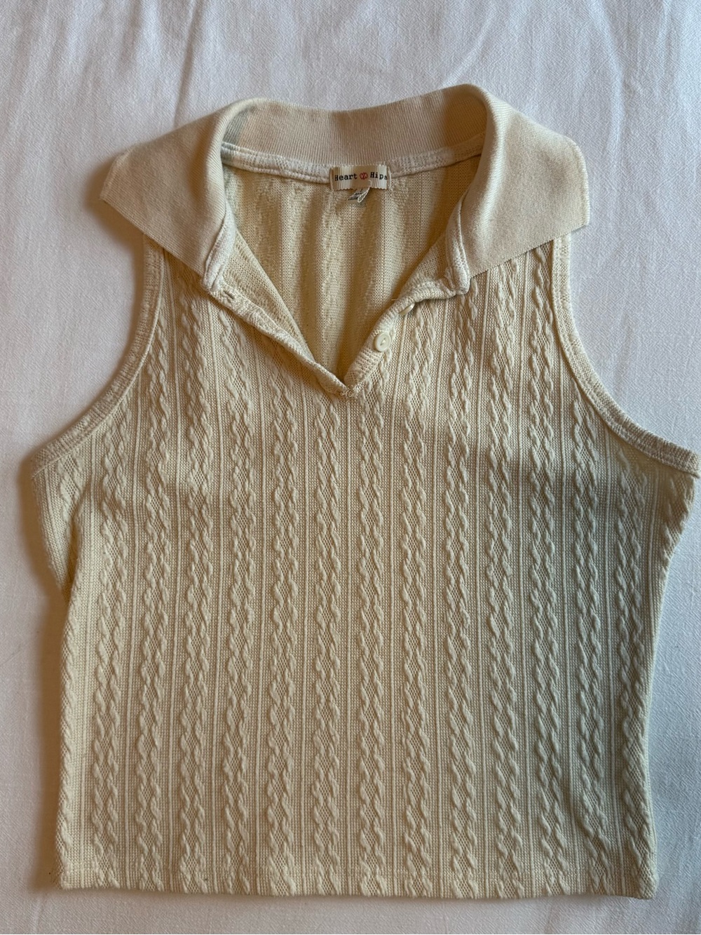 Vintage Cream Cable-Knit Sleeveless V-Neck Polo